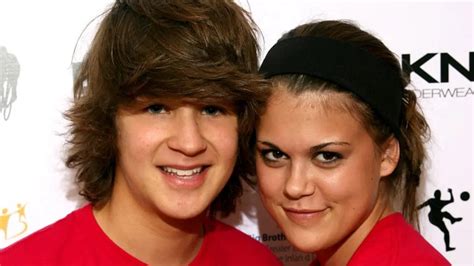 lindsey shaw boyfriend|devon werkheiser behindthevoice actors.